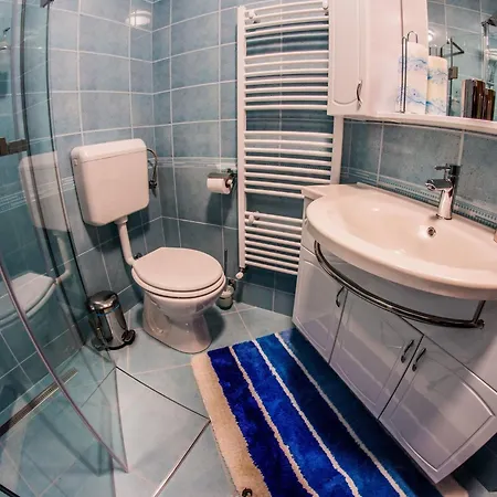 Riverside Pines With Balcony - Two Bedroom With Balcony Luče