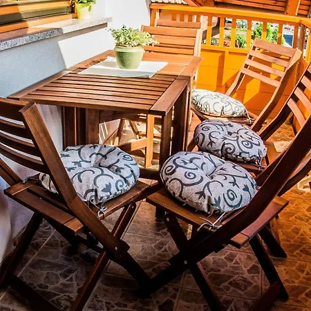 Riverside Pines With Balcony - Two Bedroom With Balcony